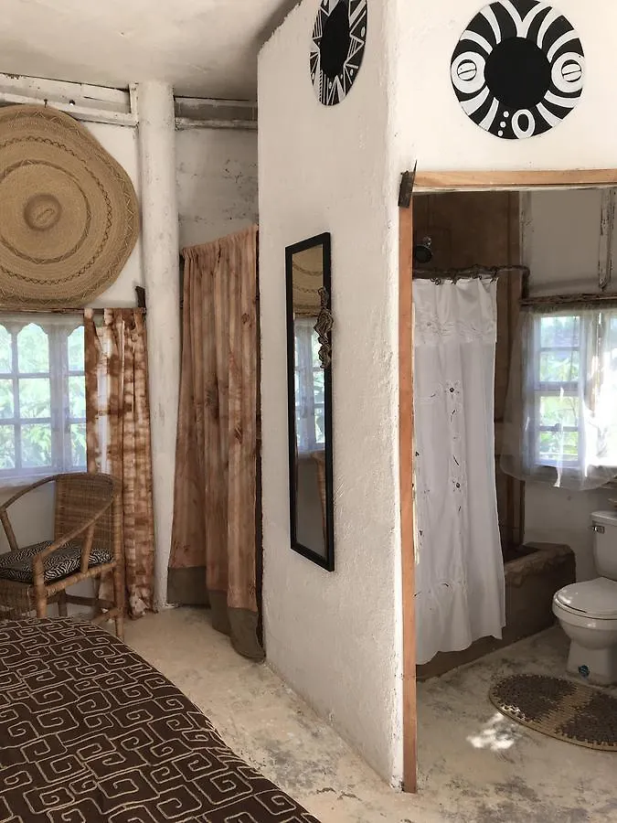 Ferienhaus Shi Shed Africa Village Treasure Beach Jamaika